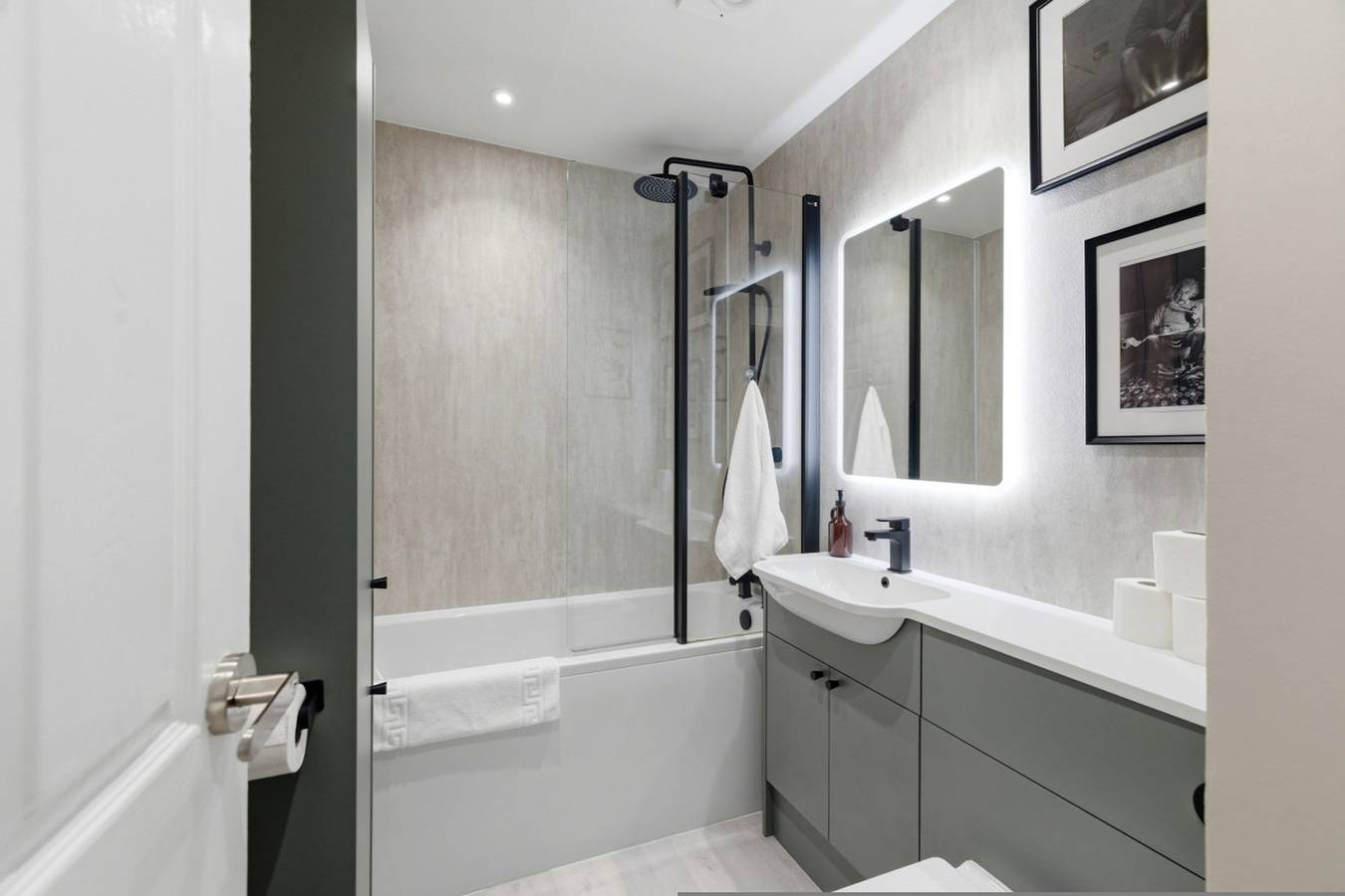 Entire apartment, The Provost Apartment in Dundee, Angus