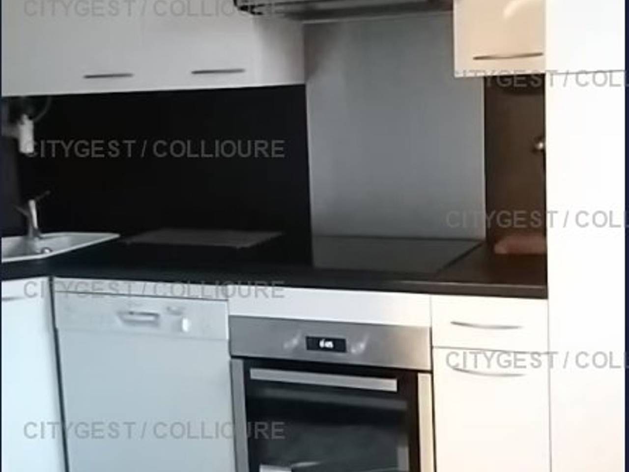 Ganze Wohnung, Collioure T2 Kabine, im historischen Zentrum 50m vom Strand in La Côte Vermeille, Collioure