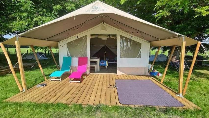 Camping pour 5 personnes, avec Terrasse et Vue