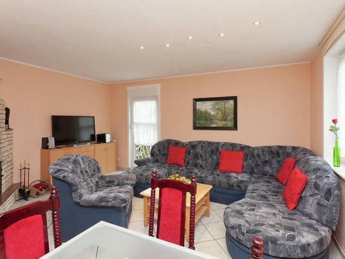 Ferienhaus für 12 Personen, mit Terrasse und Garten sowie Pool und Sauna in Elend - 2
