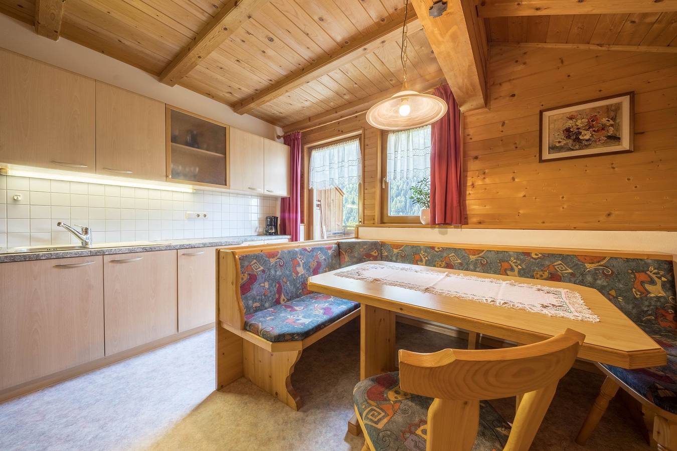 Ganze Wohnung, Gemütliche Ferienwohnung "Haus Hubertus - 6" mit Bergblick & Wlan in Walten, St. Leonhard in Passeier
