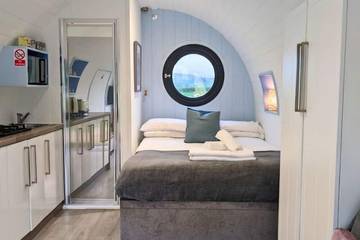 Glamping for 2 People in Llandovery, Carmarthenshire, Photo 2