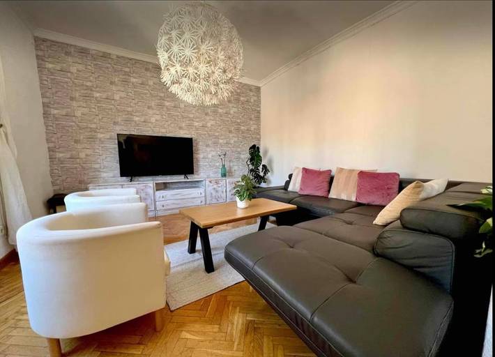 Ferienwohnung für 19 Personen, mit Balkon und Ausblick - 1