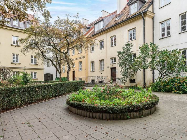 Appartement entier, Maison à Ploudalmézeau près de Rock Beach in Varsovie Śródmieście, Varsovie