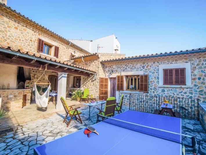 Ferienhaus für 8 Personen, mit Whirlpool und Terrasse - 1