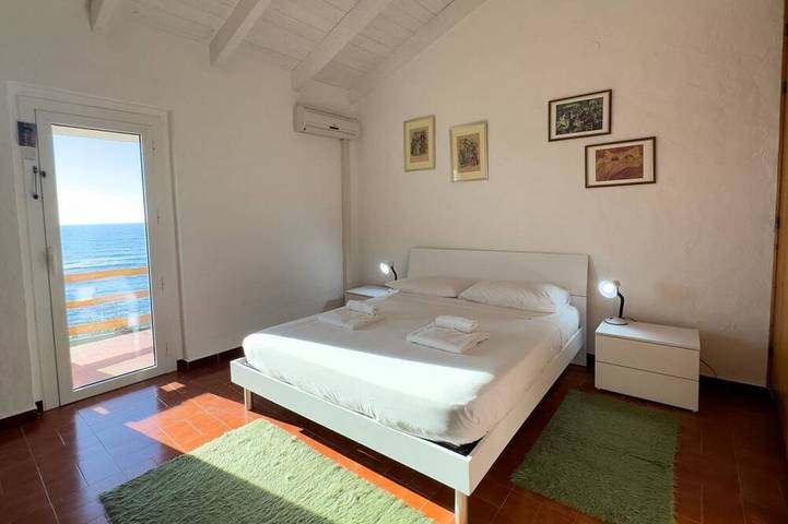 S'archittu Sunset House in Spiaggia di S'Archittu (Cuglieri), Cuglieri