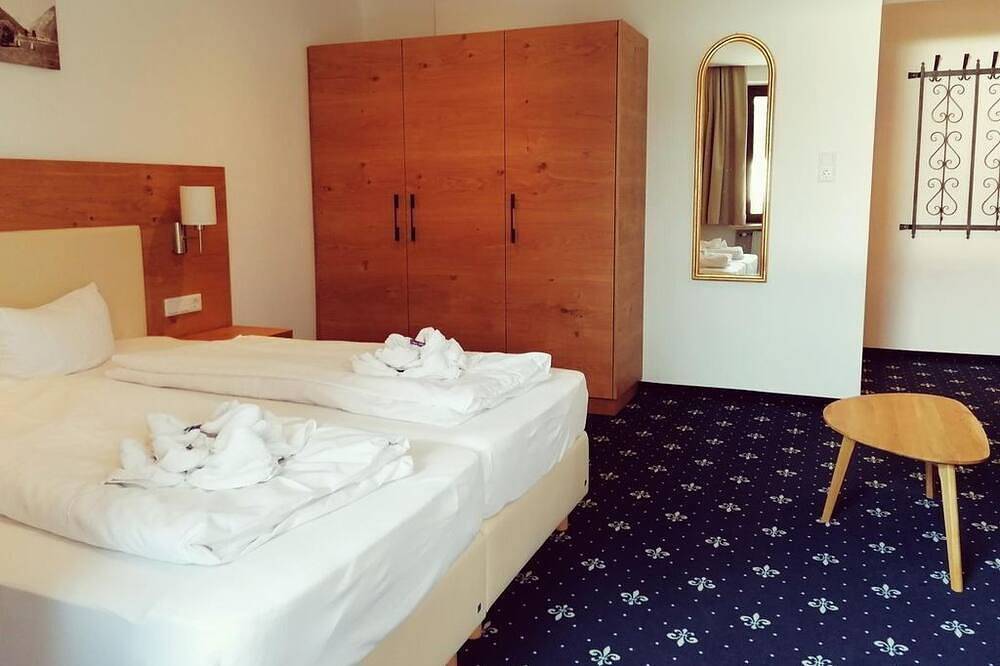 Doppelzimmer \"Edelweiß\" - Hotel Tirolerhof in Leutasch, Innsbruck Land