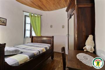 Vakantiehuis voor 5 Personen in Sainte-Croix (Drôme), Die en omgeving, Afbeelding 1