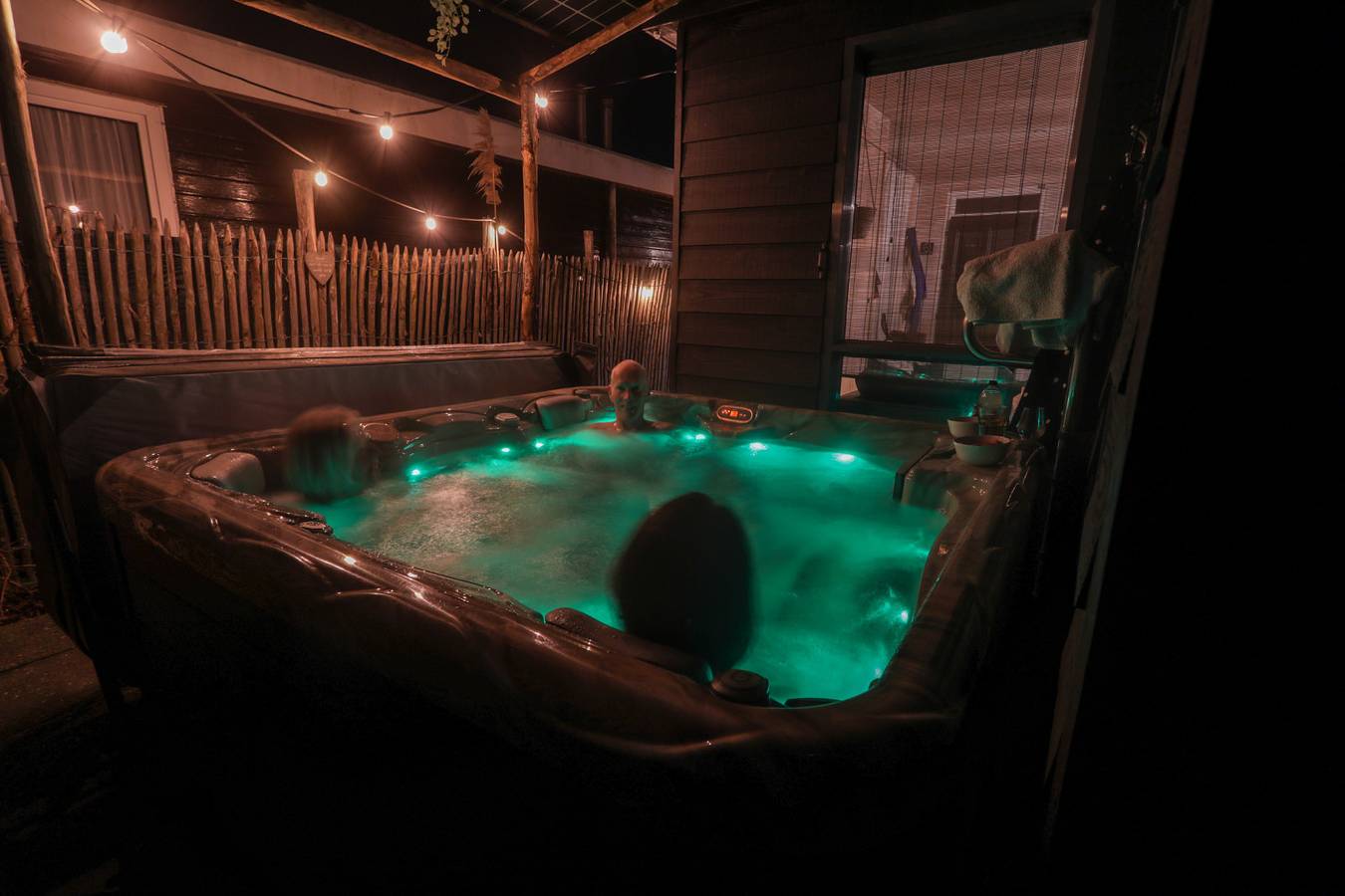 Luxe en duurzaam 6-persoons chalet met wellness spa in Opmeer in Opmeer, IJsselmeer