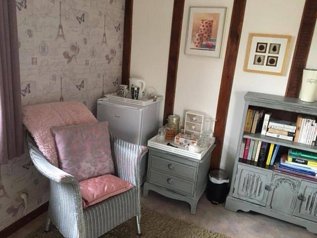 Chambre d’hôte pour 2 personnes, avec Terrasse ainsi que Jardin et Vue à Vienne (France) - 3