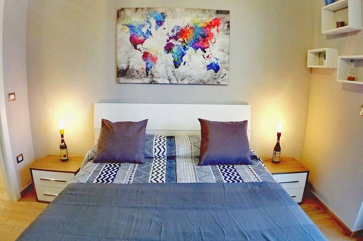 Entire apartment, Vinhome -Your WINEderful stay in Alba. Apartment in the center of Alba in Alba, Langhe