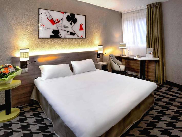 Hôtel pour 4 personnes, avec terrasse, animaux acceptés