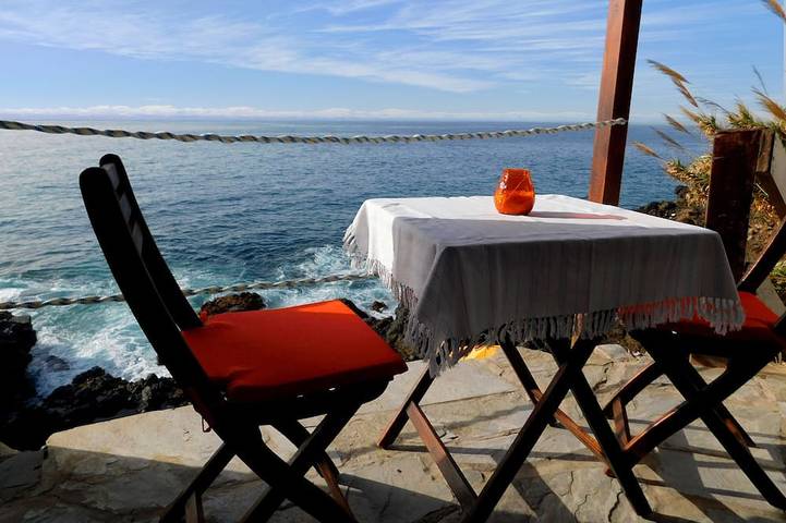 Location de vacances pour 3 personnes, avec terrasse et jardin dans Bocacangrejo