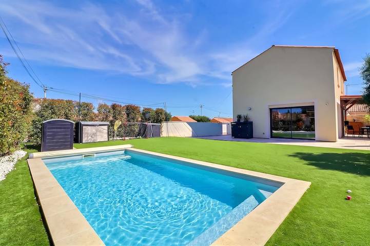 Location de vacances pour 7 personnes, avec jacuzzi à Bouillargues