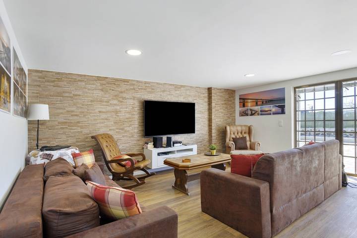 Holiday Home 'Vivenda Taborda' with Sea View, Private Pool and Wi-Fi in Carreço, Viana do Castelo District