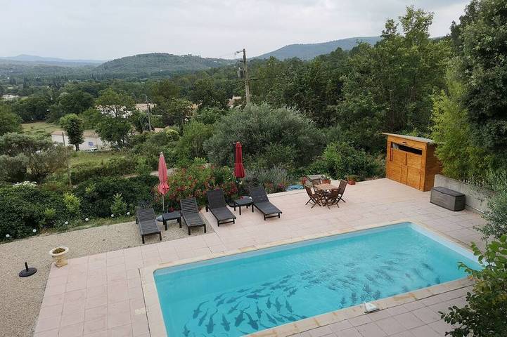 Villa pour 6 personnes, avec piscine - 1