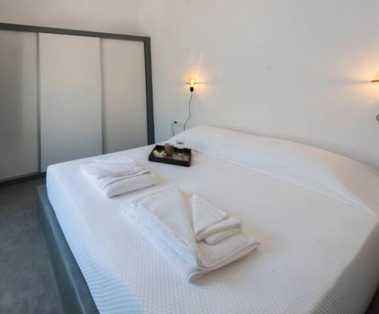 Onirondas villas Dom Style in Fira city in Firostefani, Thera