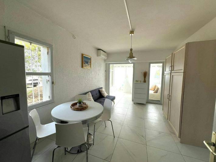 Gîte pour 5 personnes, avec vue et terrasse dans Zone nature des vieux salins d'Hyères - 2
