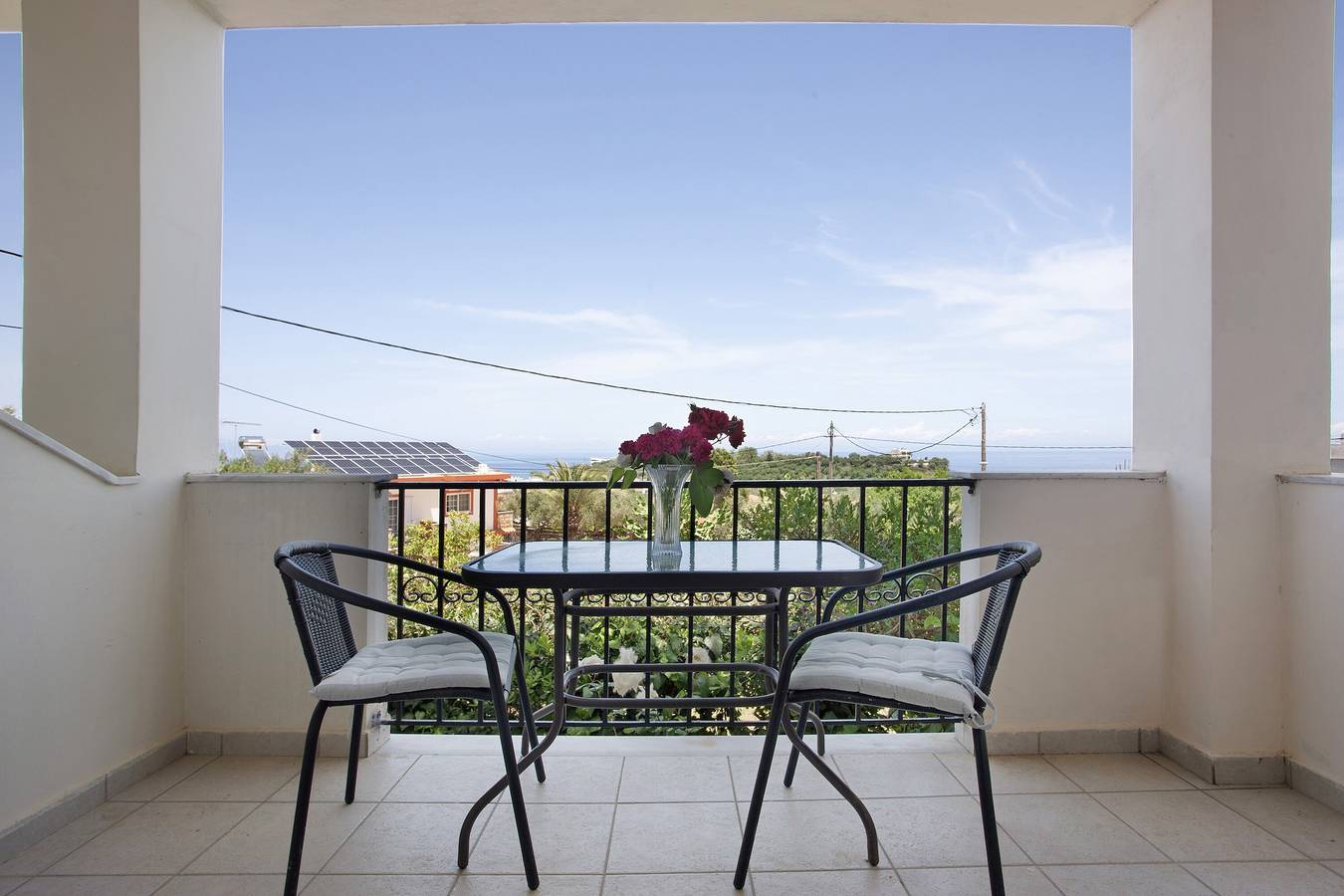 Entire studio, Studio "Yiannis - Studio 5" with Sea View, Shared Garden & Wi-Fi in Planos, Zakynthos
