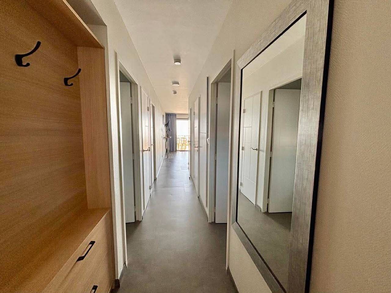 Entire apartment, 2-bedroom apartment, balcony, heated pool, beach access, pets allowed, parking in La Tranche-sur-Mer, Vendée