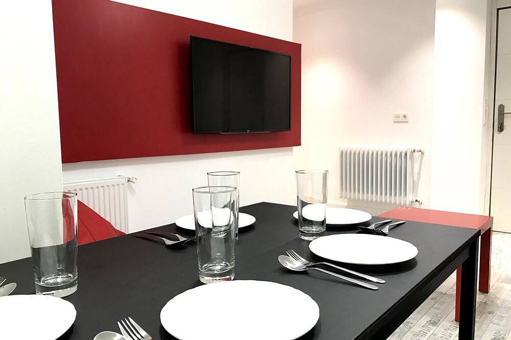 Entire apartment, Smart Tech Plaza Apartment in Centro (Salamanca), Salamanca