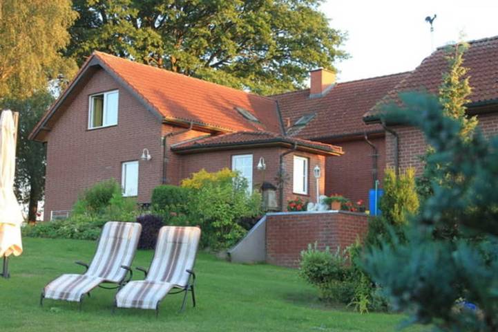 Appartement entier, Appartement à Strasen petit - Appartements juste sur la route des eaux de Havel in Strasen, Wesenberg
