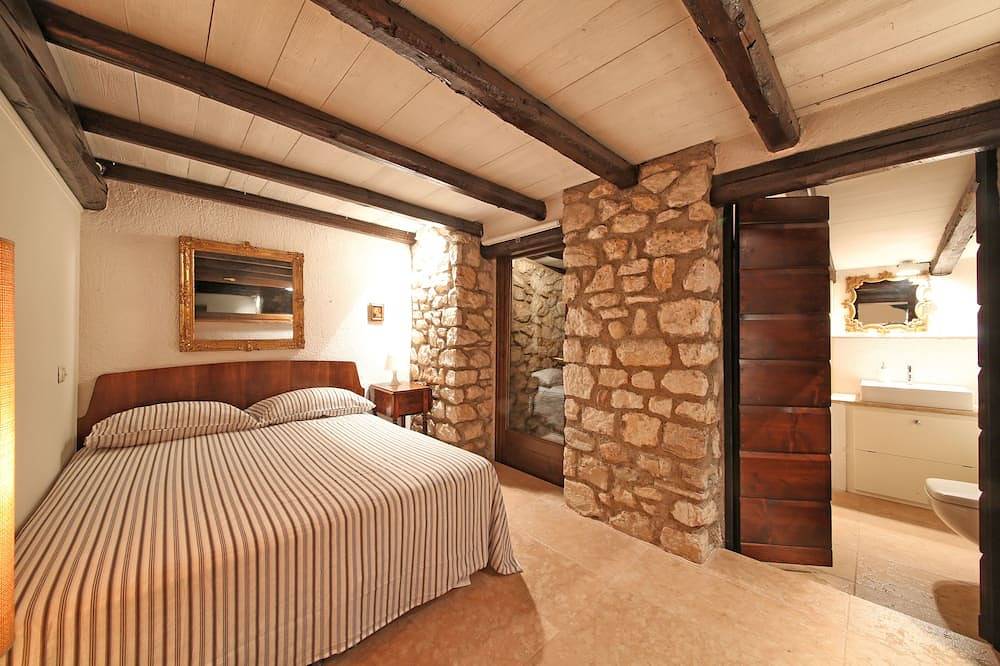 Villa dei Rosmarini auf dem Golf in Toscolano-Maderno, Gardasee-Berge