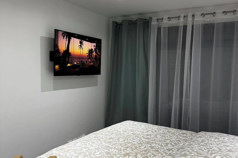 Appartement entier, Studio cosy proche de l'aéroport in Villeneuve-le-Roi, Val-de-Marne