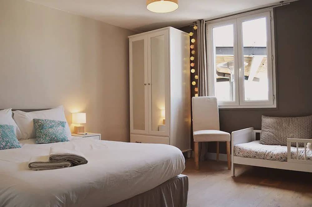 The \"Villa Garlaban\" in Provence classified 5***** in Aubagne, Marseille region