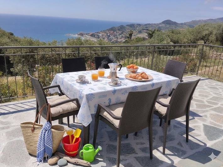 Ferienwohnung für 6 Personen, mit Garten
