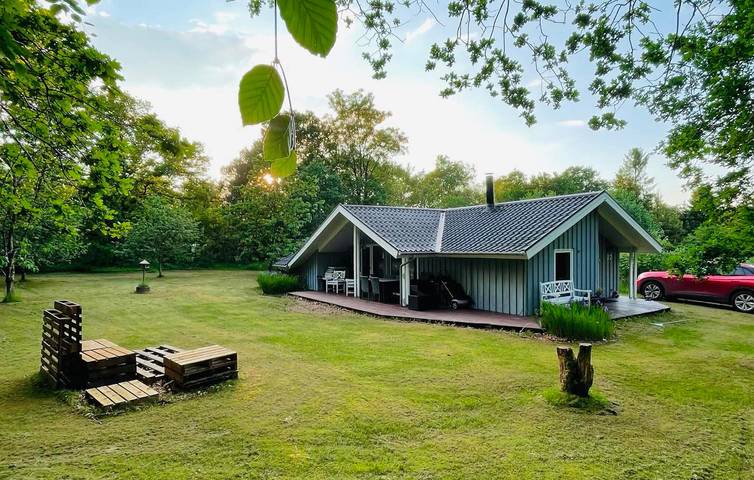Ferienhaus für 6 Personen, mit Terrasse und Whirlpool sowie Sauna in Vesterlund