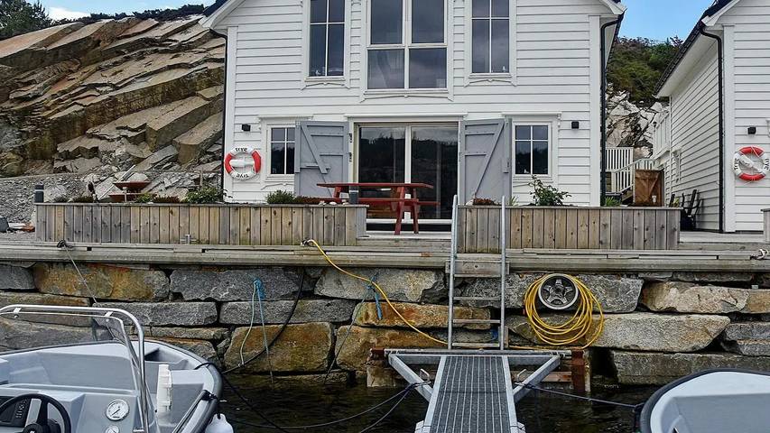 Ferienhaus für 9 Personen, mit Garten in Bømlo