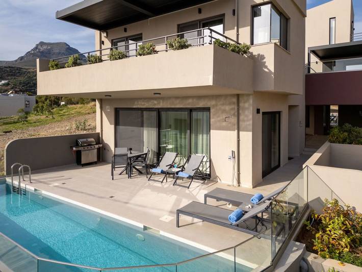 Ferienhaus für 6 Personen, mit Terrasse und Pool, mit Haustier in Plakias