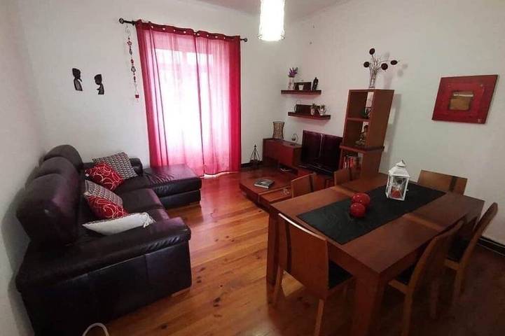 Casa de férias para 4 pessoas, com jardim e varanda em Horta (Portugal)