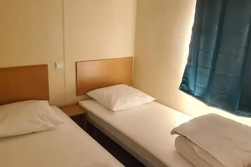 Zecamping 3* familial pataugeoire fitness hammam mobil-home Tv clim in Bizanet, Mittelmeerküste (Frankreich)