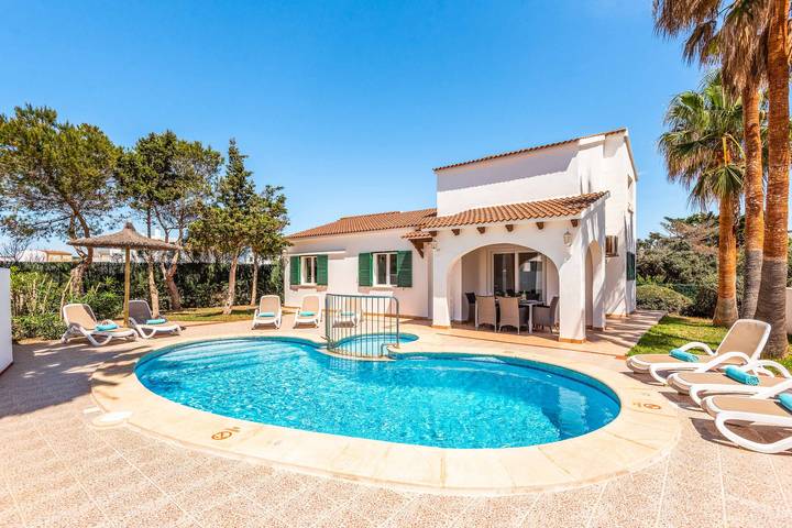 Maison de vacances pour 6 personnes, avec Balcon et Terrasse ainsi que Jardin et Bassin pour enfant à Los Delfines