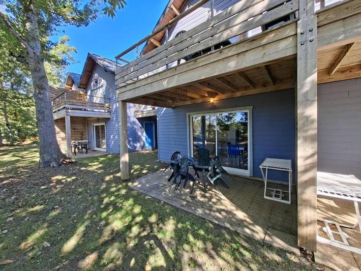 Gîte pour 4 personnes, avec Terrasse et Jardin ainsi que Piscine et Vue à Chaveignes