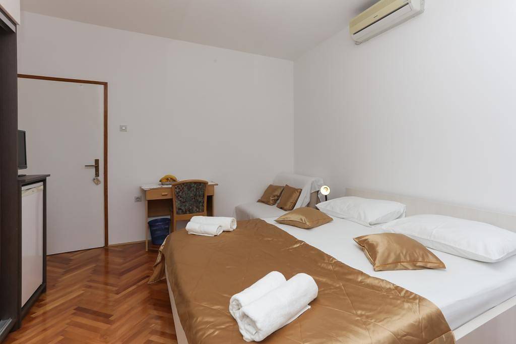 Gehele studio, Lapad View Apartments - Studio Apartment with Balcony and Sea View in Dubrovnik, Grad Dubrovnik