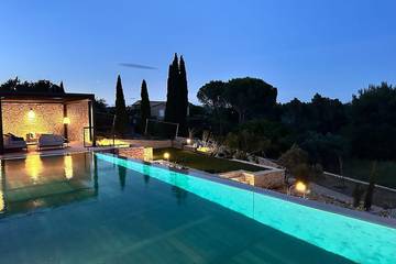 Villa pour 14 Personnes dans Village de Gordes, Gordes, Photo 3