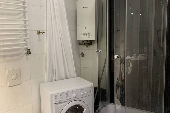 Appartement entier, Old Town Oasis: Artistic 2-Bedroom Gem Residence in the Crown of Barbican Walls in Varsovie Śródmieście, Varsovie