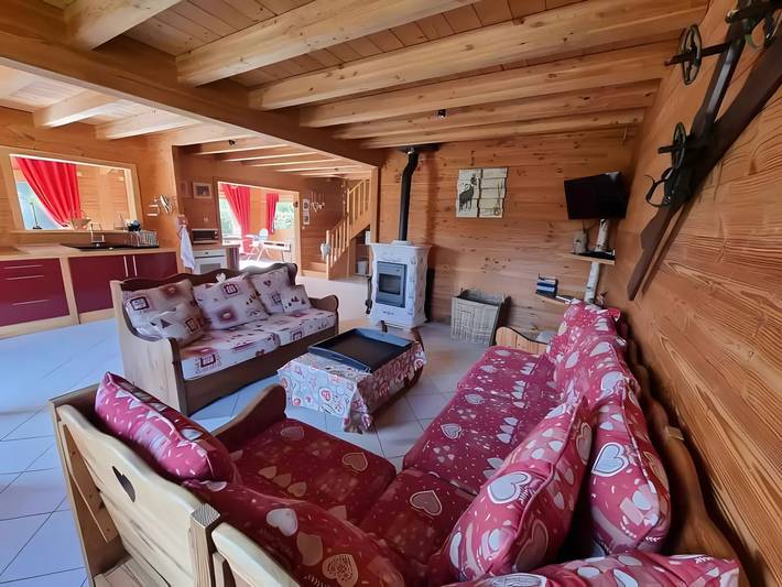 Chalet 'Domaine Le Trou Du Charme' with Private Terrace, Private Garden and Wi-Fi in Bournonville, Boulogne-sur-Mer region
