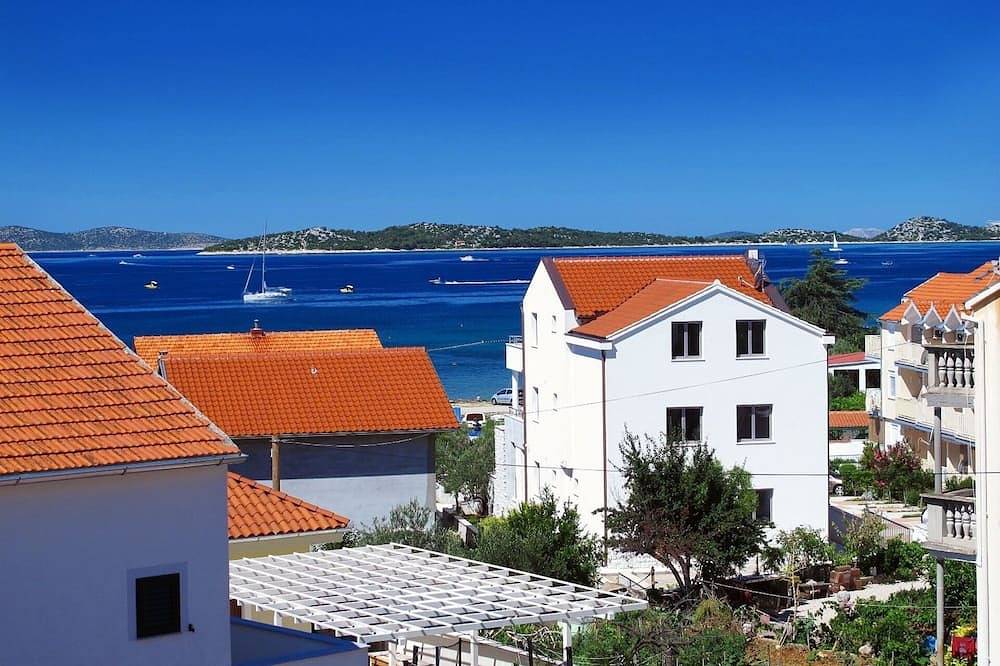 Appartamento vacanze a Srima a partire da 164€ a notte