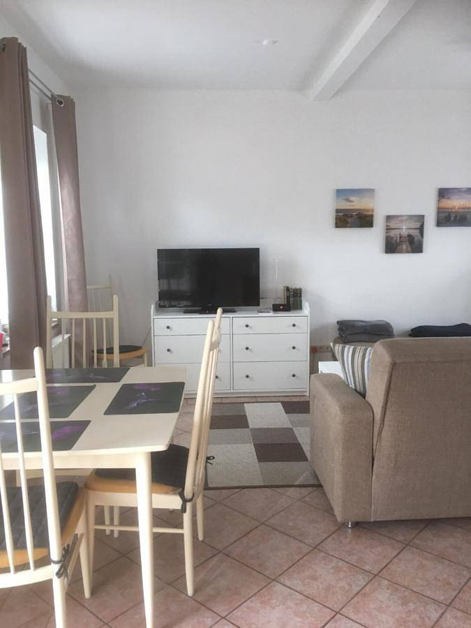 Ferienwohnung für 4 Personen, mit Balkon und Terrasse in Oldenburg - 3