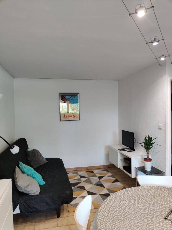 Gîte pour 5 personnes, avec jardin ainsi que piscine et terrasse dans Plage de La Garonne - 3