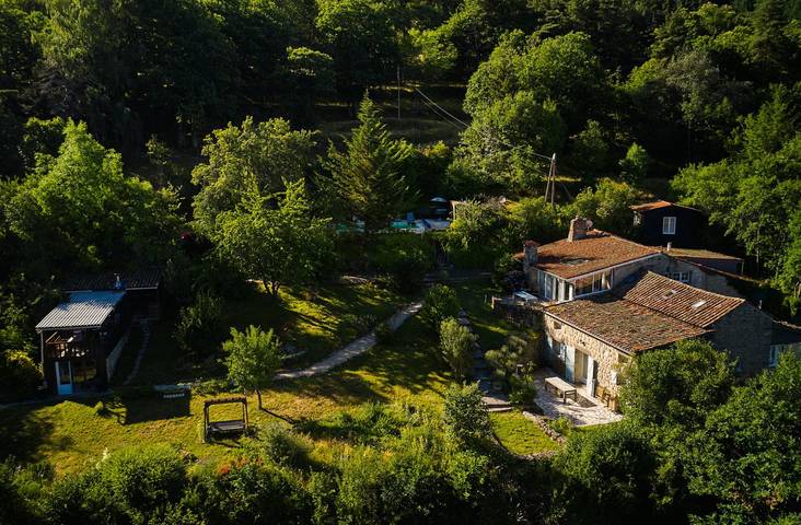 Gîte pour 23 personnes, animaux acceptés