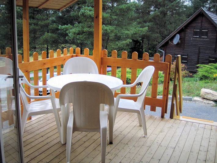 Chalet pour 4 personnes, avec vue sur le lac et jardin dans le Jura - 2