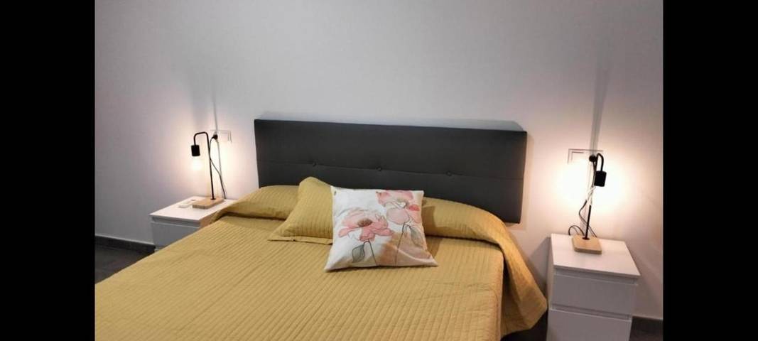 Casa rural para 7 personas, con terraza además de jardín y vistas en Tabernas