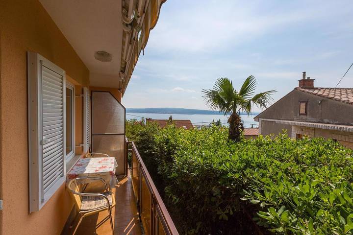 Ferienwohnung für 2 Personen, mit Balkon in Crikvenica
