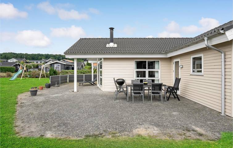Ferienhaus für 8 Personen, mit Whirlpool und Garten sowie Terrasse und Sauna in Grønninghoved Strand - 3