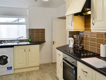 Holiday Rental for 8 People in Bodfari, Denbighshire, Photo 4